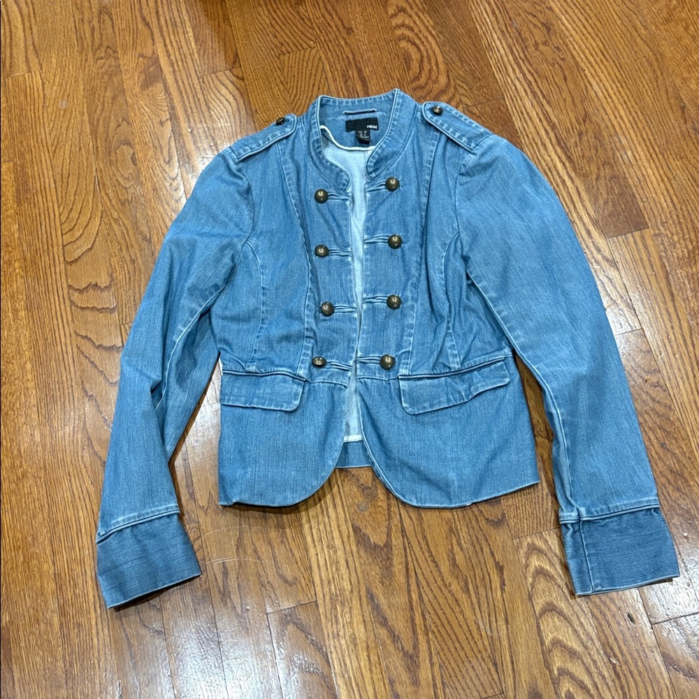 H&M Women's Light Blue Jean Jacket
